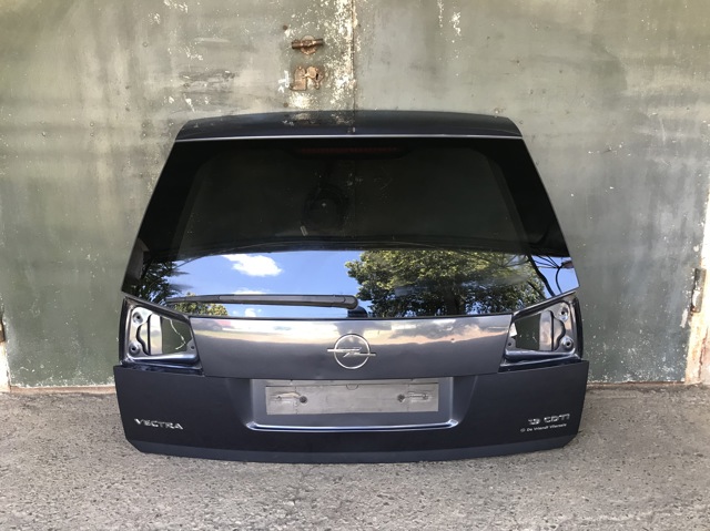 Задня ляда 93177882 GM