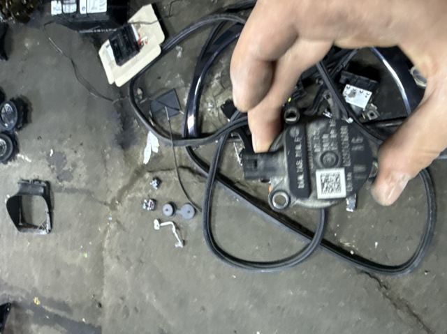 Клапан рециркуляції надувного повітря турбіни 06M145710F VAG