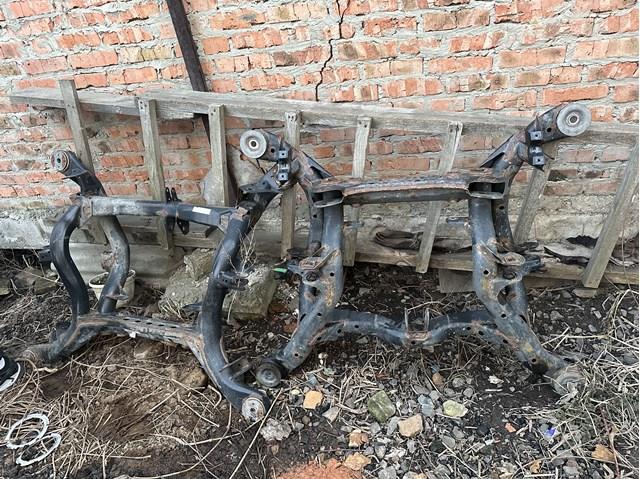 Підвіска задня 7P0500041 VAG