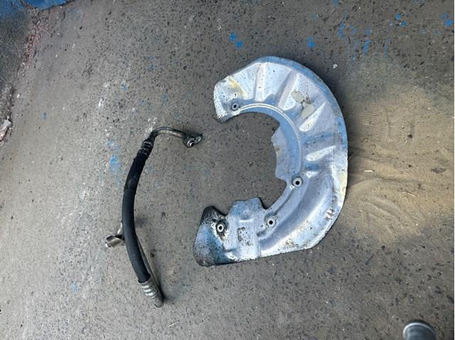 Захист гальмівного диска, переднього, правого 7P0615312B VAG