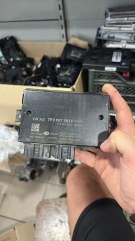 Блок керування фаркопом 7P0907383F VAG