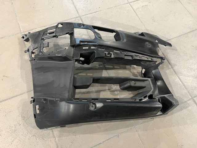 Кріплення протитуманки правої 51118064968 BMW