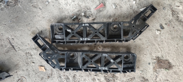 Направляюча заднього бампера, ліва 2GA807393 VAG