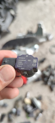 Датчик сигналізації паркування (парктронік), передній 84566047 GM