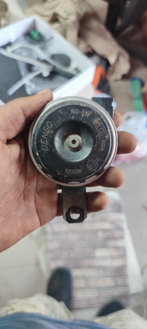 Клаксон 8651048070 TOYOTA