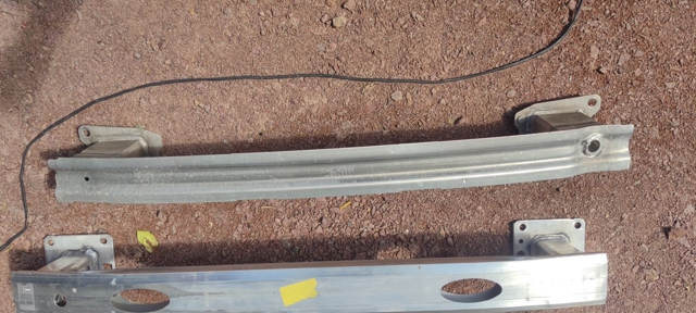 Балка бампера заднього 8W0807309 VAG