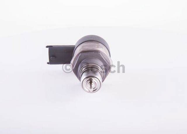 Регулятор тиску палива в паливній рейці 0281002507 BOSCH