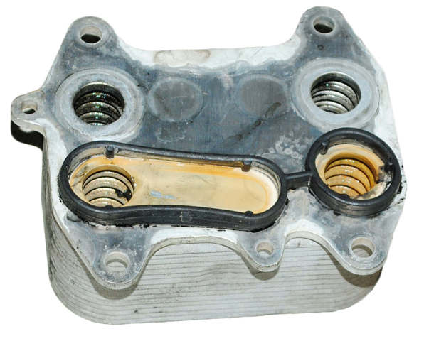 Корпус маслофільтра 03L115389C VAG