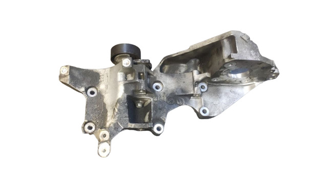Кріплення генератора 03L903139D VAG