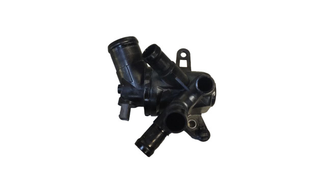 Корпус термостата в зборі 1106100Q1N NISSAN