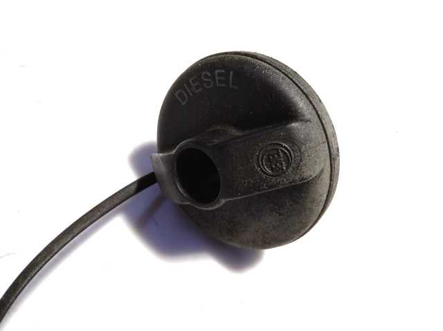 Пробка бензобака 1333085080 FIAT