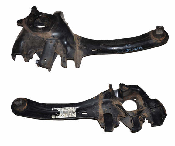 Кулак поворотний правий 1349206 FORD