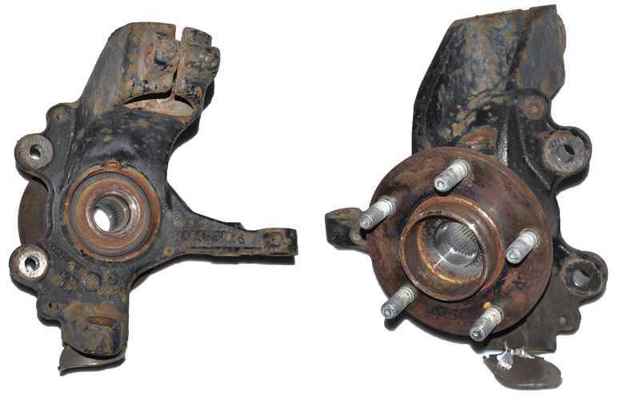 Цапфа передні праві 1420861 FORD