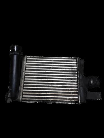 Охолоджувач наддувочного повітря 144965154R RENAULT