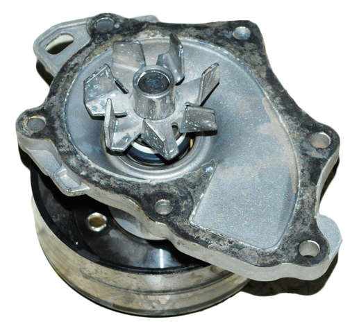 Насос системи охолодження 1610028040 TOYOTA