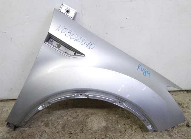 Переднє праве крило 1633114 FORD