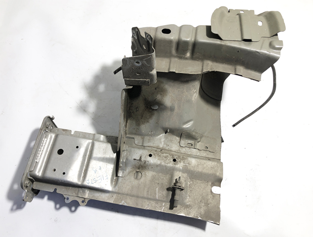 Лівий кронштейн переднього бампера 1638992 FORD