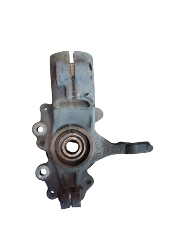 Цапфа поворотна права 1702854 FORD