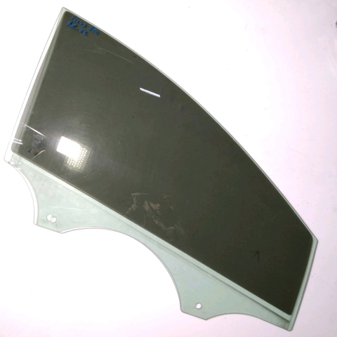 Скло пасажирських дверей 1742301 FORD