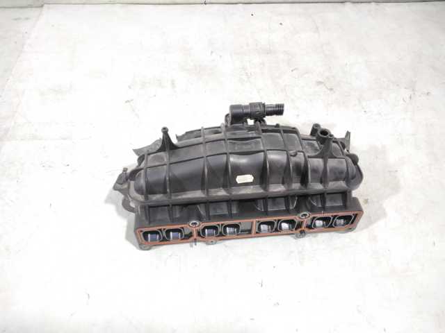 Колектор впускний 1743530 FORD