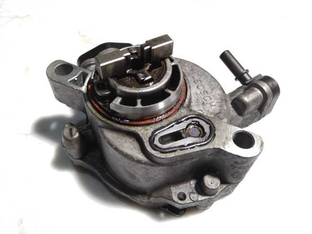 Насос вакуумний 1785236 FORD