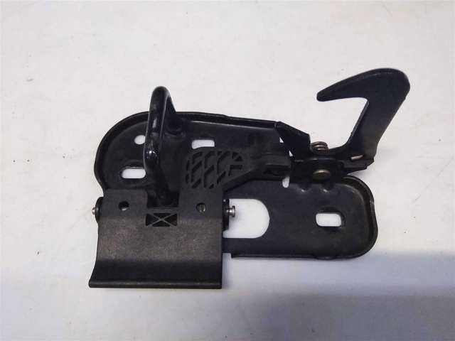 Замок кришки капота 1T0823480B VAG