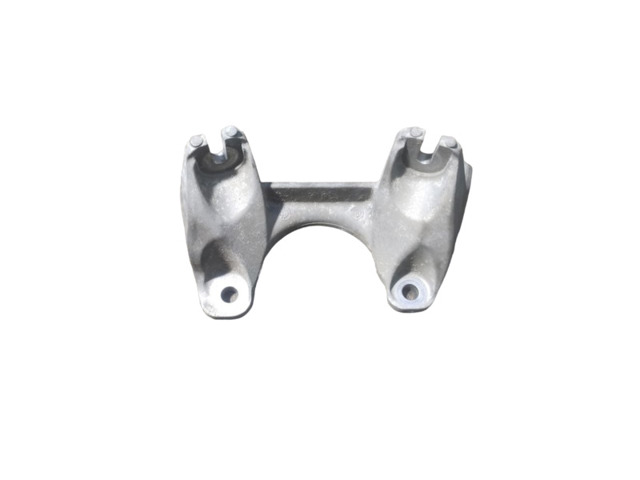 Кріплення подушки коробки передач 22326796613 BMW