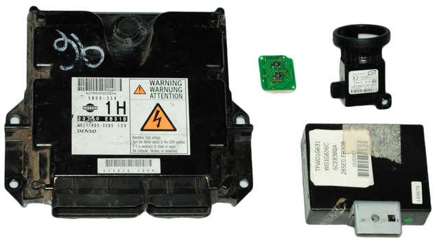 Комп'ютер двигуна 23710EB31B NISSAN