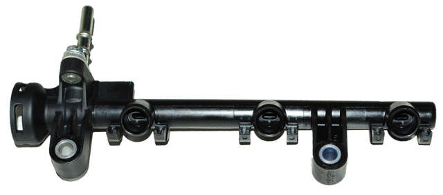 Паливна рампа 238140Q010 TOYOTA