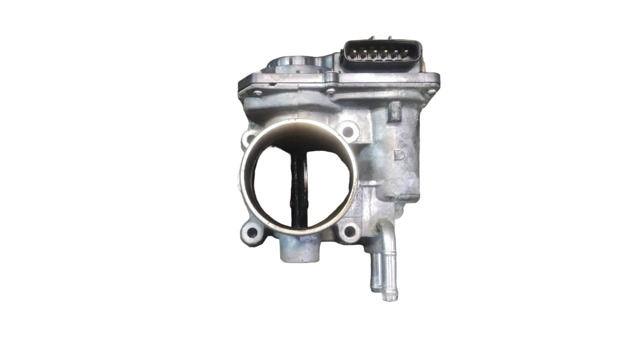 Заслінка повітряна Toyota Auris JPP