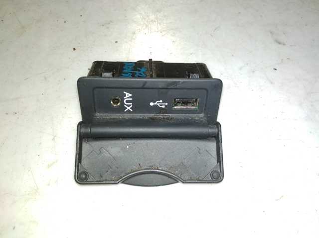 USB-розгалужувач 280230002R RENAULT