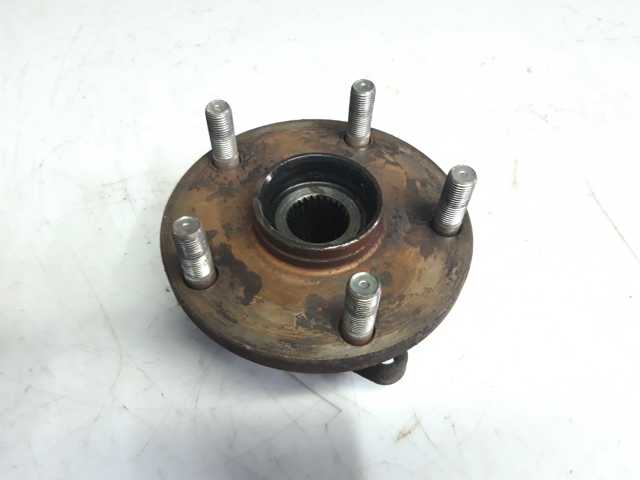 Маточина переднього колеса 28373FE000 SUBARU