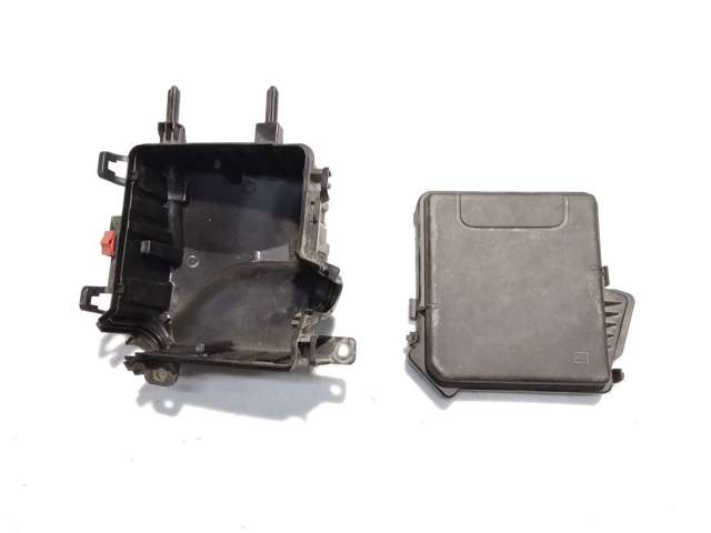 Корпус блока запобіжників 284B10002R RENAULT