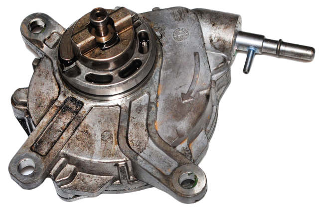 Насос вакуумний 293000W030 TOYOTA