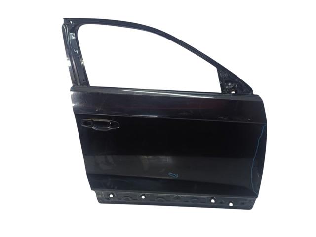 Пасажирські передні двері 2GA831052AH VAG
