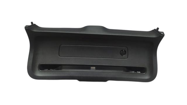 Оббивка дверей задка кузова 30747056 VOLVO