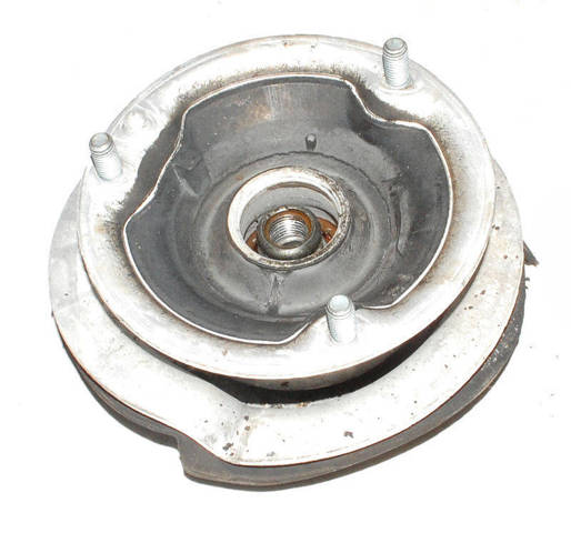 Подушка амортизатора переднього 31336769582 BMW