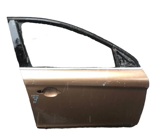 Пасажирські передні двері 31365267 VOLVO