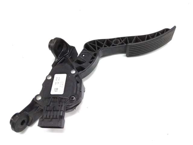 Педаль акселератора 327001R500 HYUNDAI