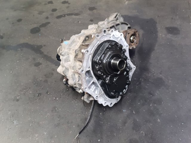 Раздатка (коробка роздавальна) 33100VK400 NISSAN