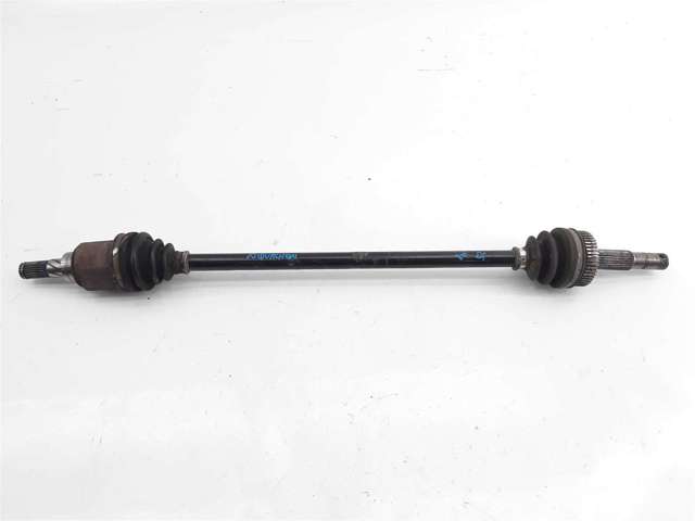 Приводи задніх коліс 39600JD60A NISSAN