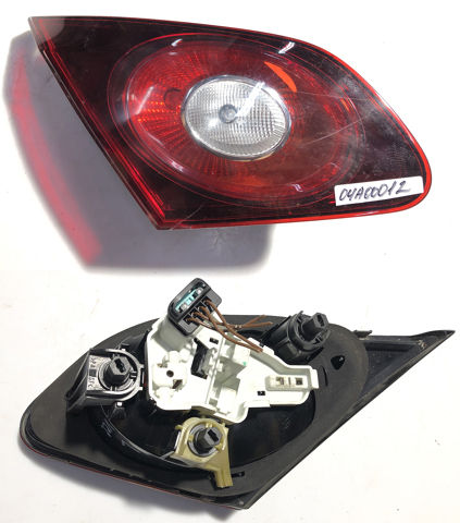 Задня ліва внутрішня фара 3C8945307A VAG