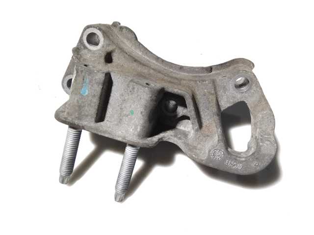 Кронштейн подушки (опори) двигуна, правої 3M516030AF FORD
