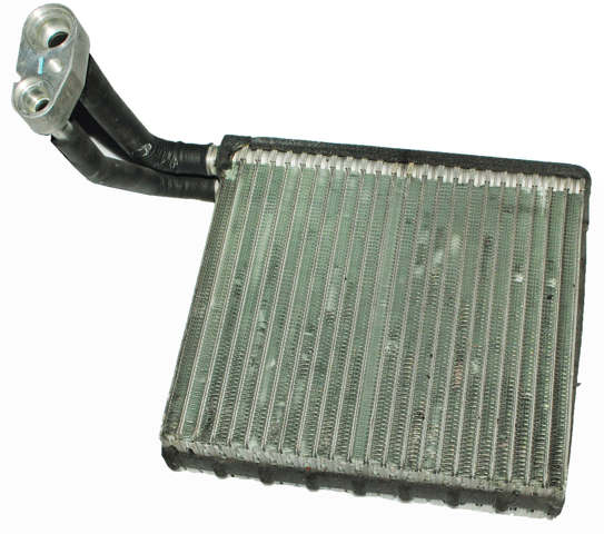Охолоджувач повітря 3M5H19860AF FORD