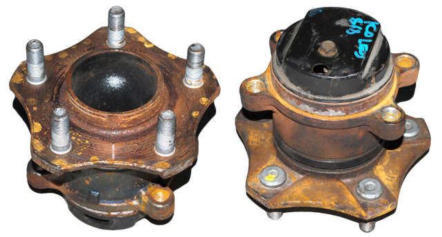 Маточини задніх коліс 402022933R RENAULT