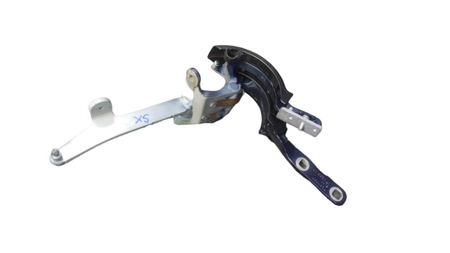 Петля кришки багажника 41627206641 BMW
