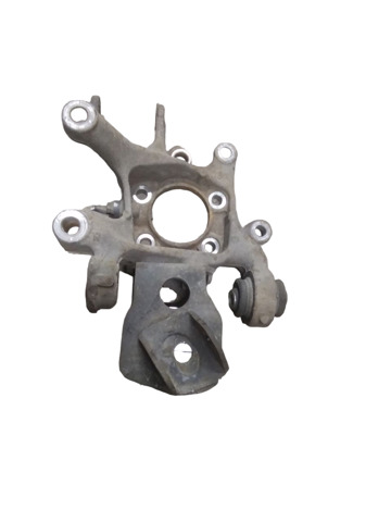 Цапфа права 423040R020 TOYOTA