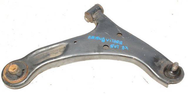 Поперечний важіль 4520267D01 SUZUKI