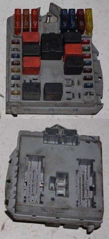 Коробка запобіжників 46752701 FIAT