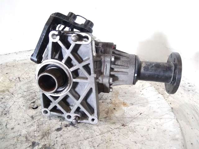 Роздавальна коробка 473003B200 HYUNDAI